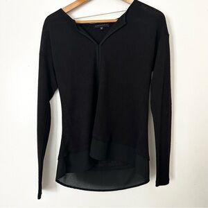 Sanctuary light V-Neck Sweater
